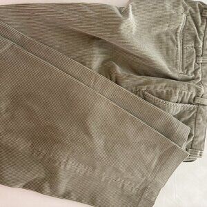 Orvis Corduroys 44x34 - Flat Front